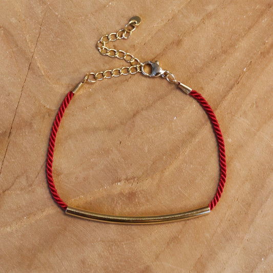 Armband met koord en tube kraal