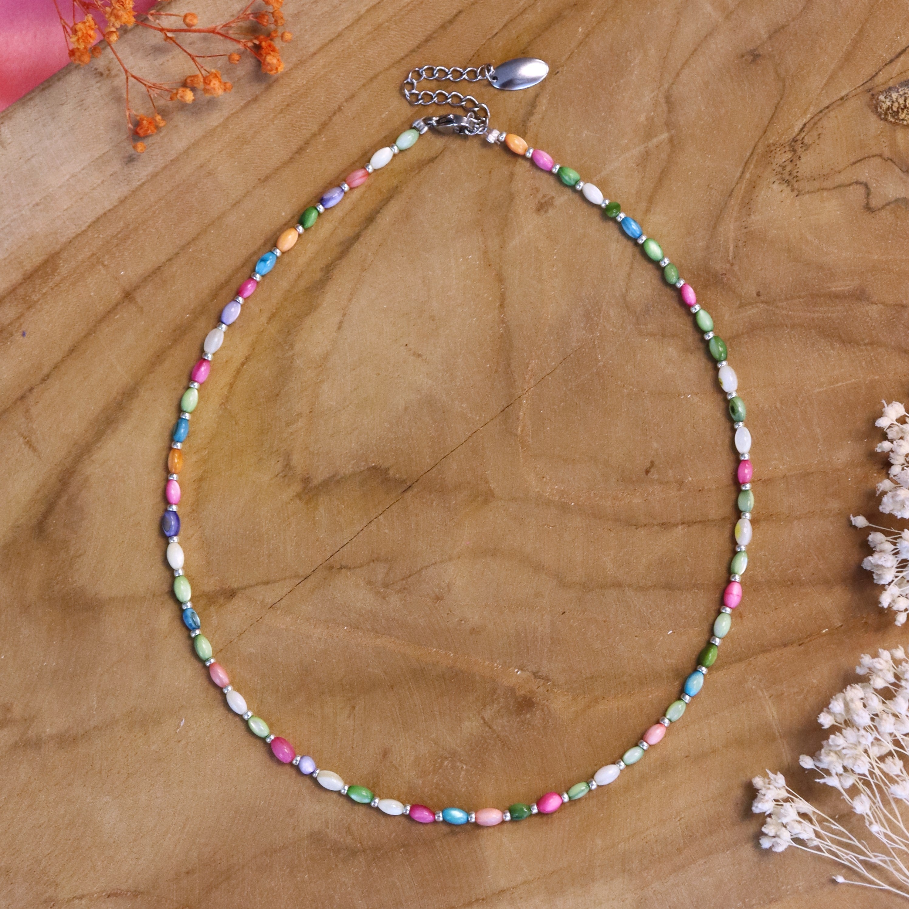 Bead necklace - colored shells silver