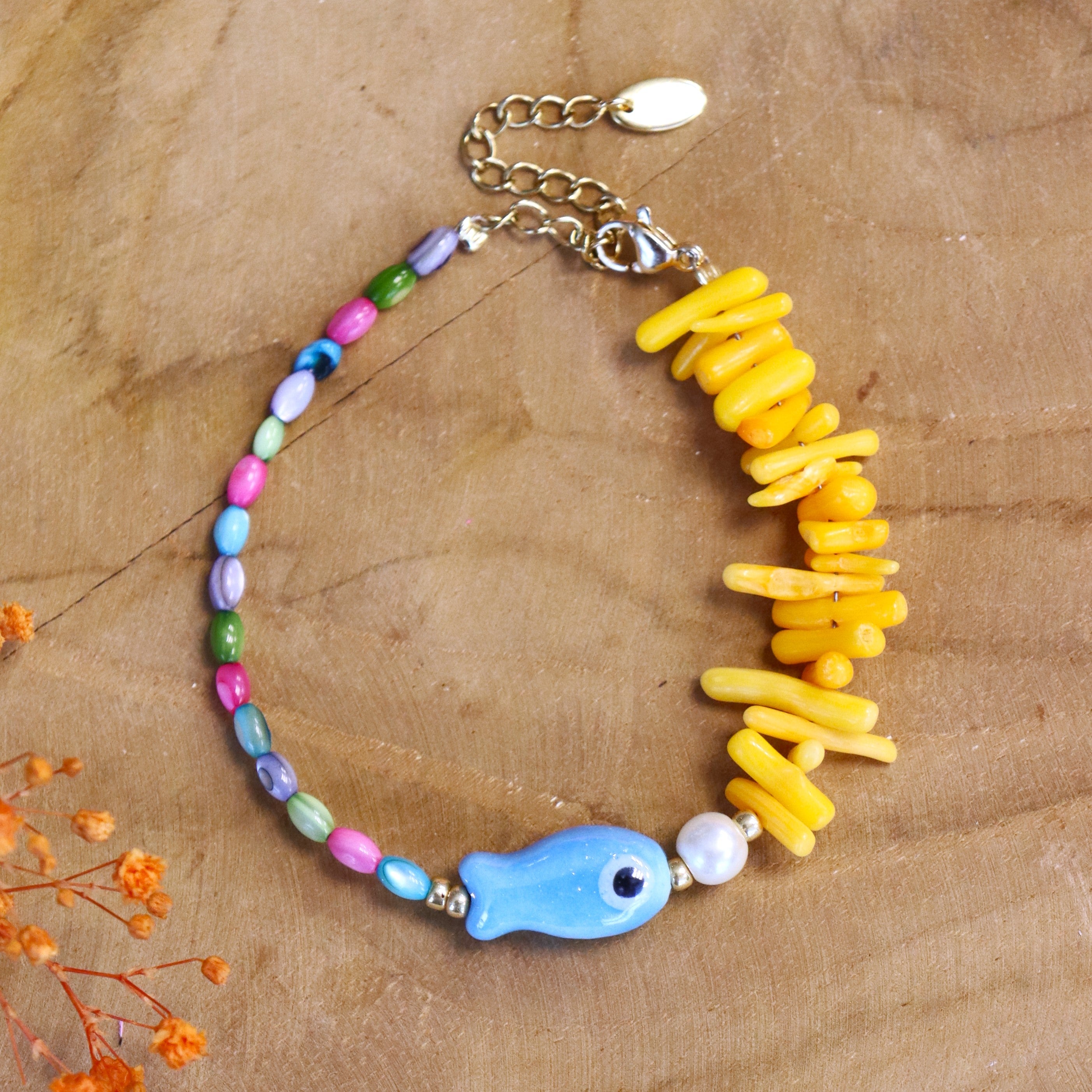Bracelet with ceramic fish orange-blue