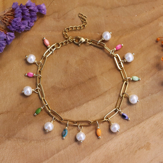 Stainless steel armband met schelpkralen