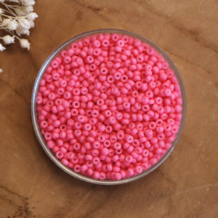 MR11-2045 Opaque matte dyed bright pink 10 grams