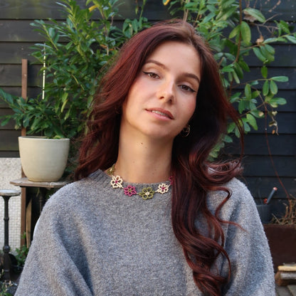 Perlenkette mit Blumen - Silber