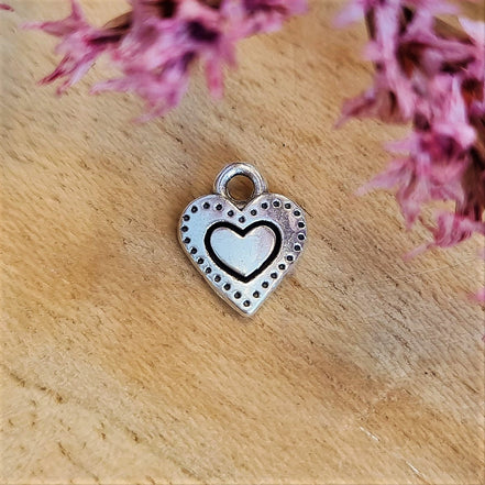 DQ silver charm small heart with dots
