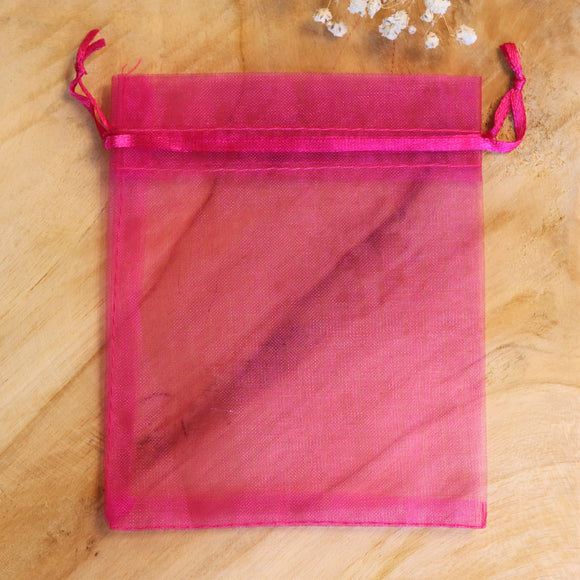 Organza zakje donkerroze klein