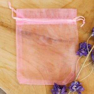 Organza zakje lichtroze klein