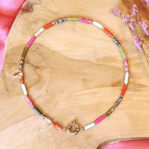 Kralenketting - goud met edelsteen tubes en boeislot