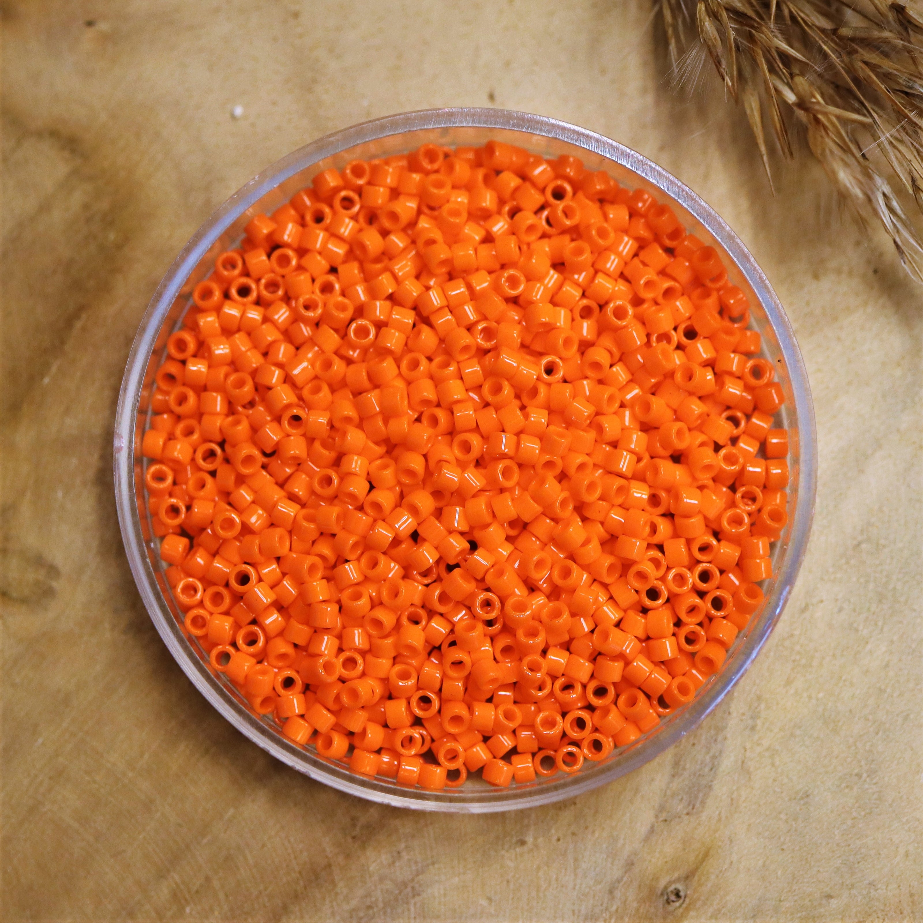 DB-722 Opaque orange 5 gram
