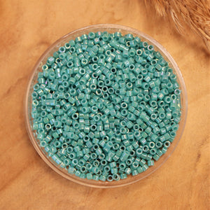 DB-166 Opaque AB turquoise green 5 gram