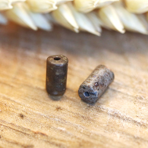 Edelsteen tube klein calciet