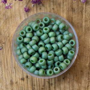 MR6-4698 Opaque glazed frosted pistachio 10 gram