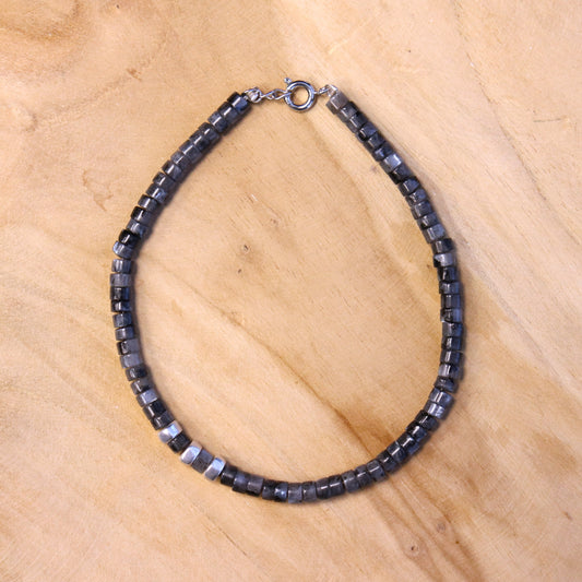 Men's bracelet with labradorite - with lock