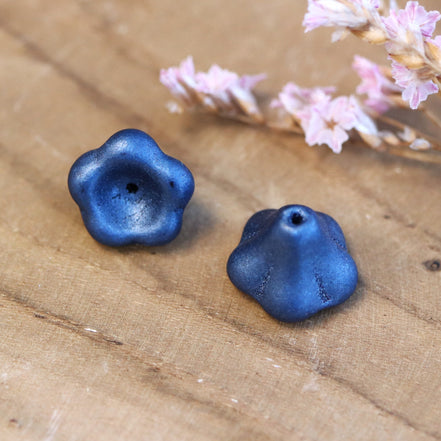 Kraal blauw - bloemvormig