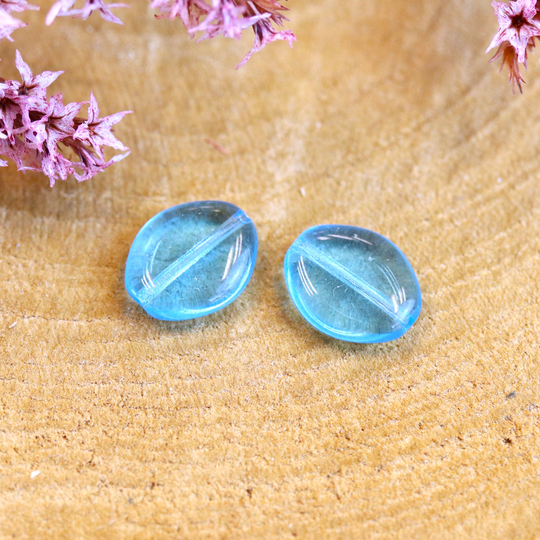 Perle blau - Glasperle flach oval