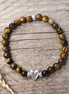 Bracelet with tiger eye
