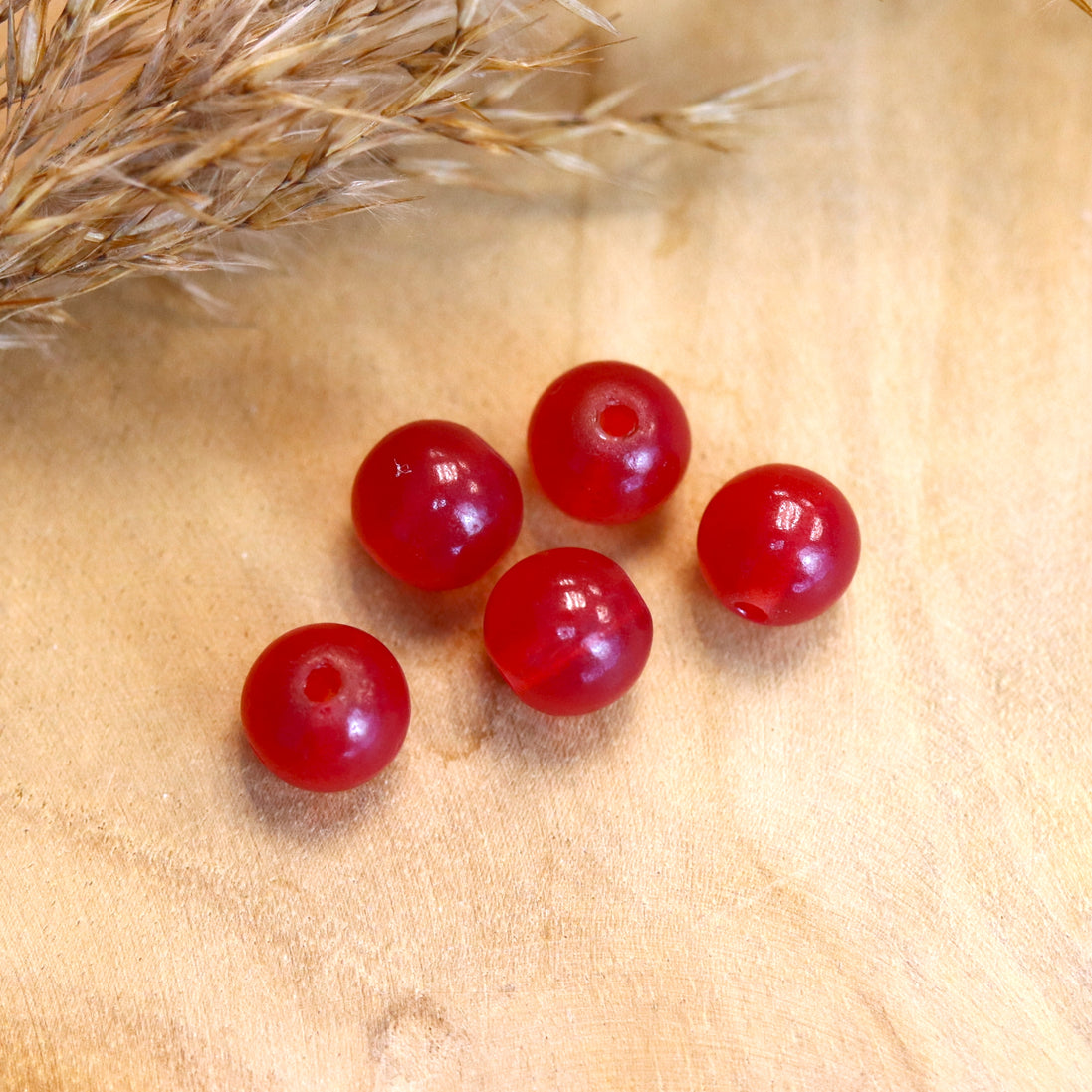 Bead red - glass bead round
