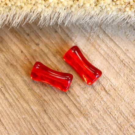 Bead red - glass bead hourglass
