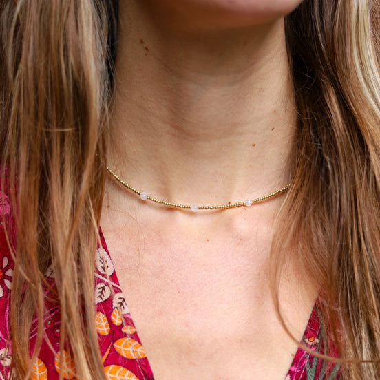 Gouden kralenketting - maansteen