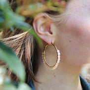 Statement earrings with rose quartz gold