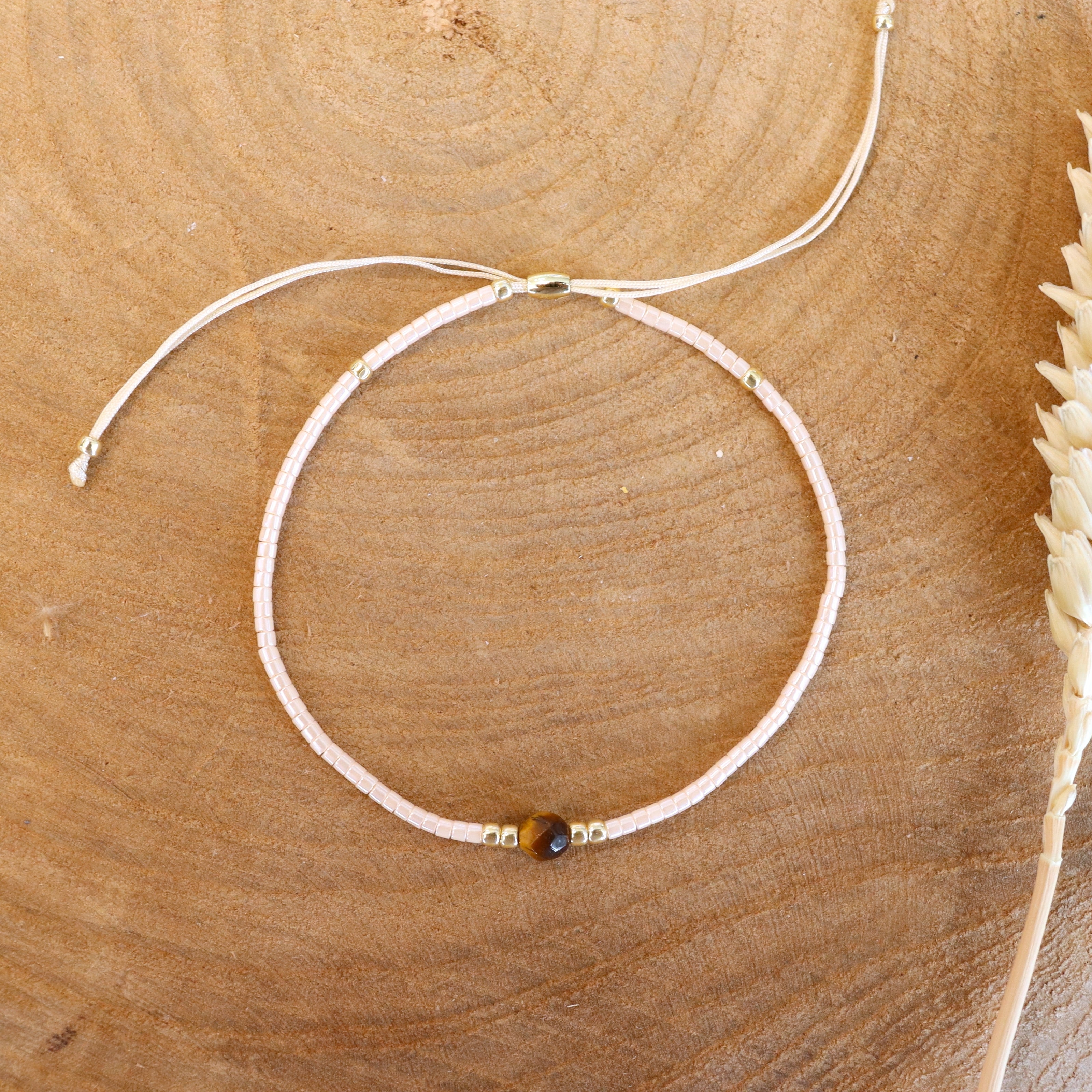 Delica bracelet with tiger eye