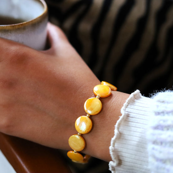 Miyuki armband met gele schelpen