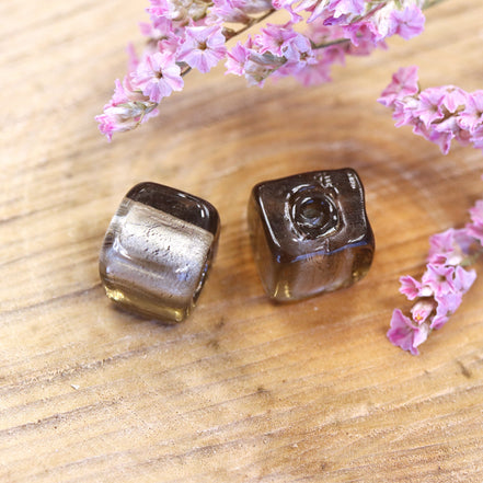 Bead gray - glass bead large cube