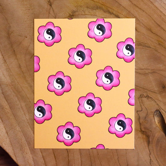 Karte BAYU - orange mit rosa Yin Yang Blumen