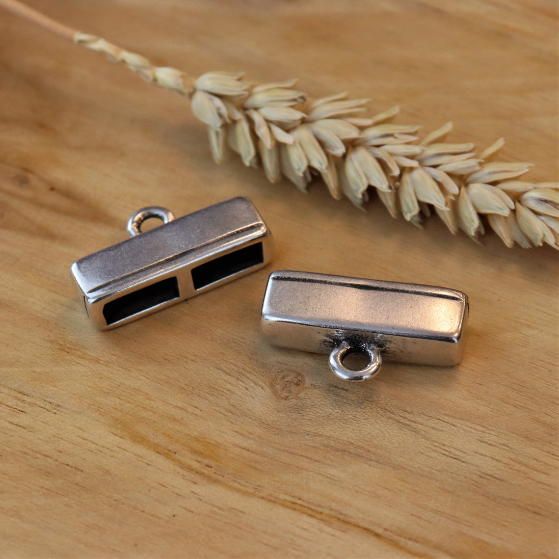 End cap DQ silver with 2 holes for 10mm leather