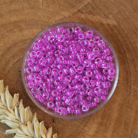MR8-4303 Luminous purple lilac 10 grams