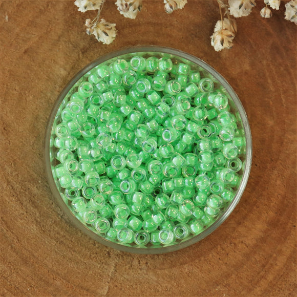MR8-1120 Luminous green 10 gram