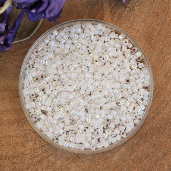 DB-52 Pale peach lined AB crystal 5 gram