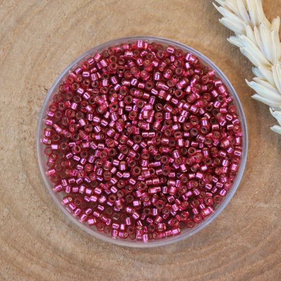 DB-2161 Duracoat silverlined dyed petunia 5 gram