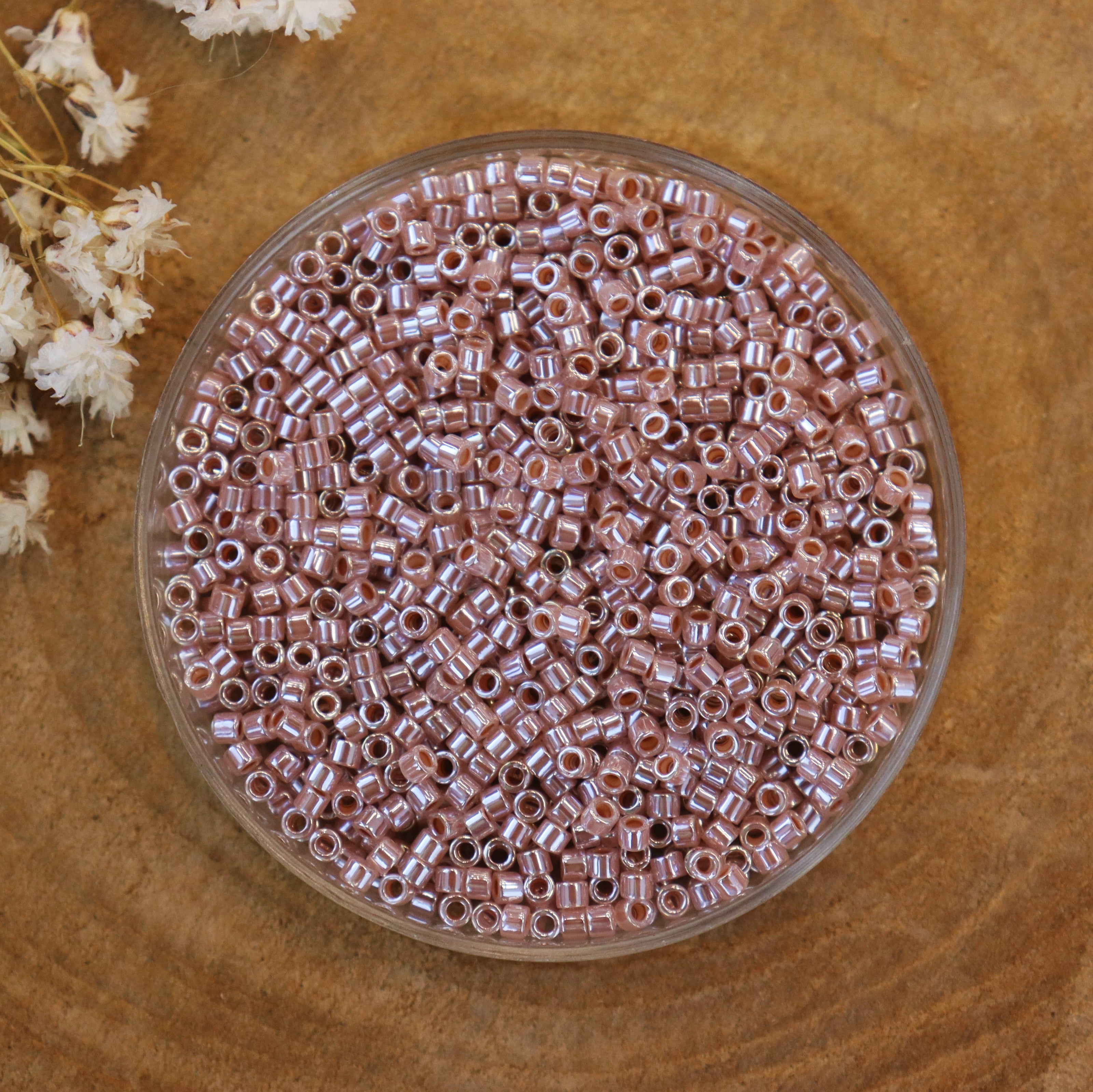 DB-256 Lined crystal taupe 5 grams