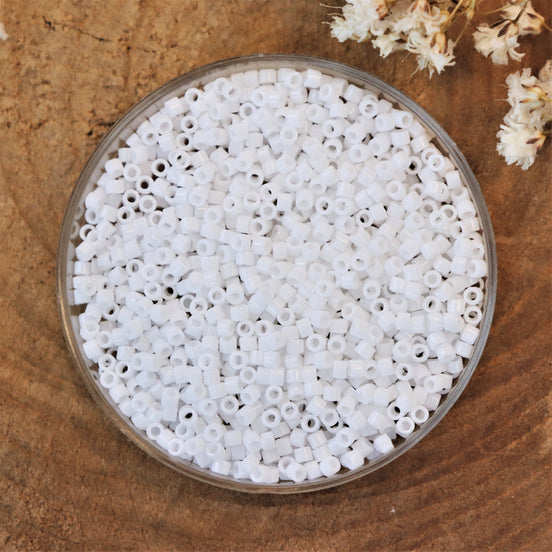 DB-200 Opaque white 5 gram