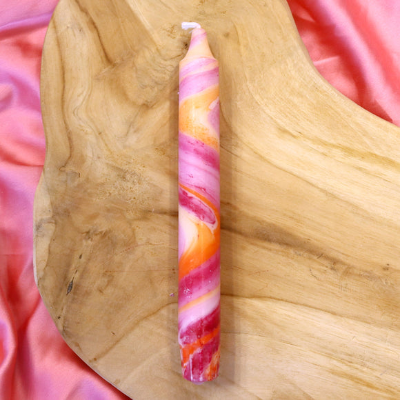 Kaars - roze/oranje swirl