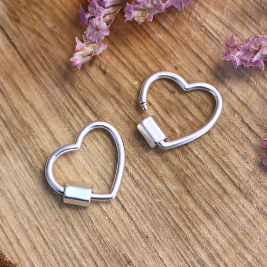 Herzförmiger Drehverschluss DQ silber