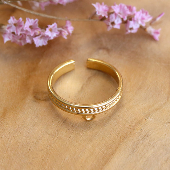 Ring mit Öse und Prägung DQ GOLD