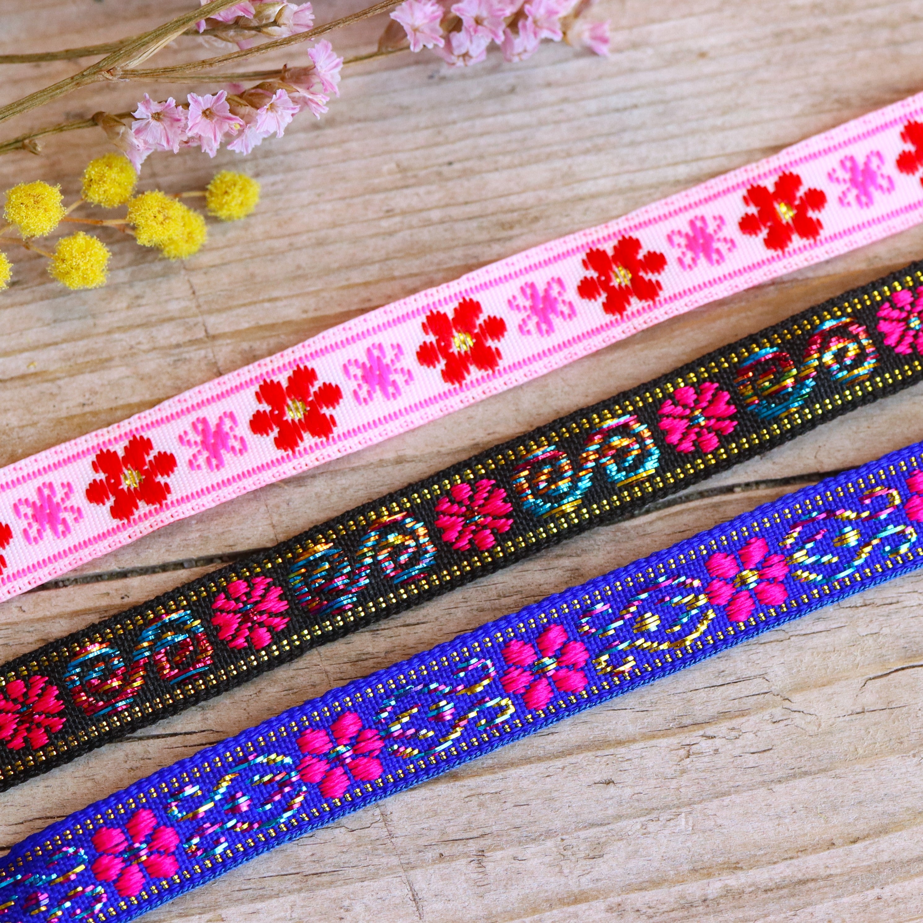 Flower ribbon - blue