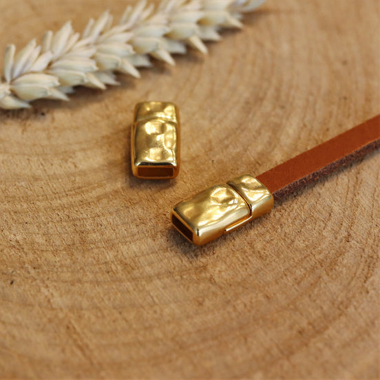 Plat leer 5mm magneetluiting hamerslag DQ GOUD