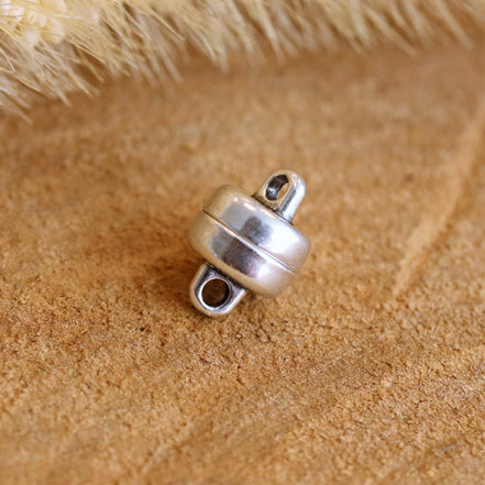 Magnetic closure flat circle DQ silver