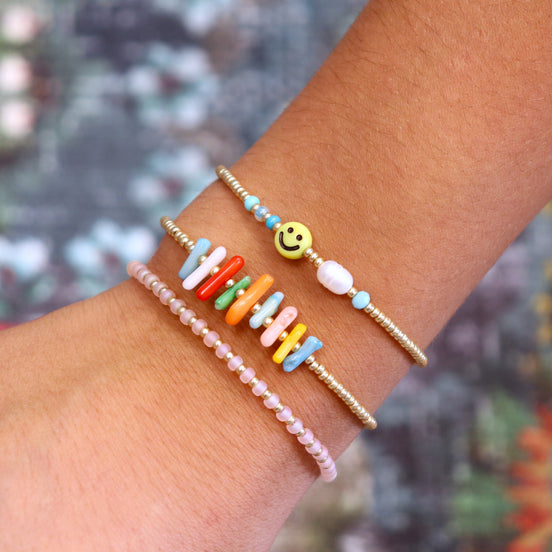 Miyuki armband goud met gekleurde schelp