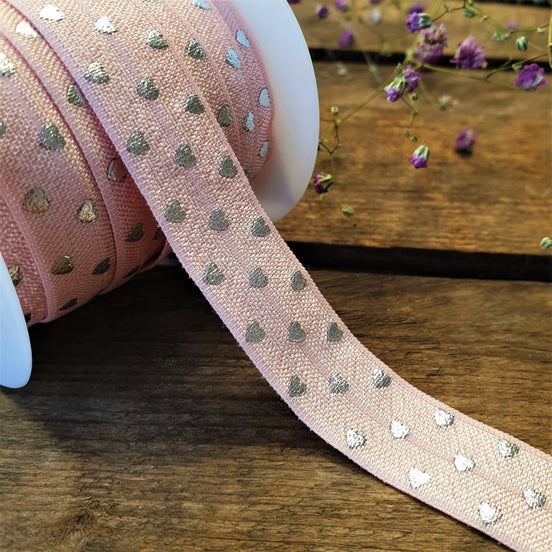 Elastisches Ibizaband rosa mit silbernen Herzen 1 Meter