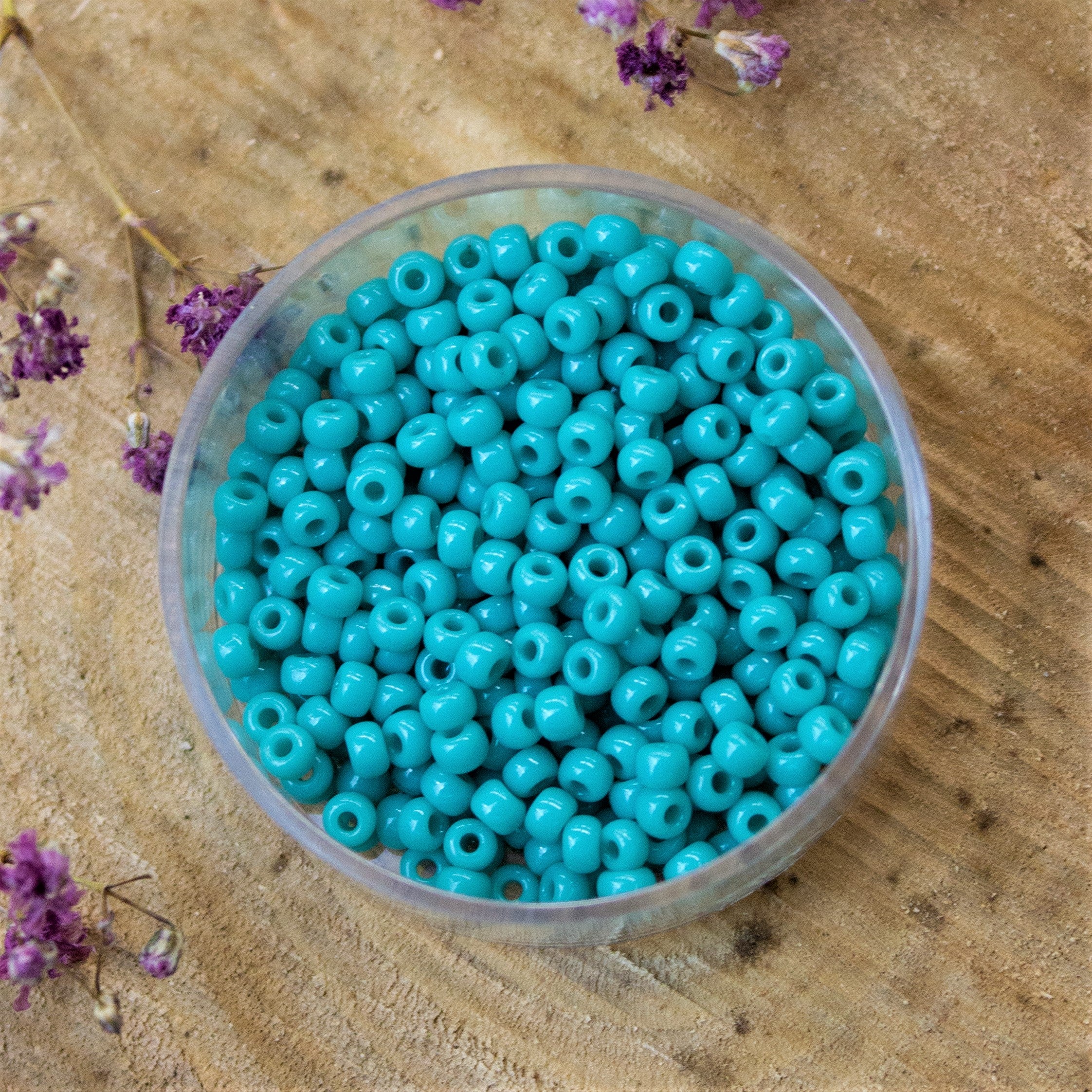 MR8-412 Opaque turquoise green 10 grams