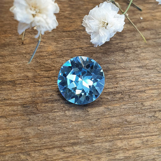 Swarovski Spitzstein Aquamarin